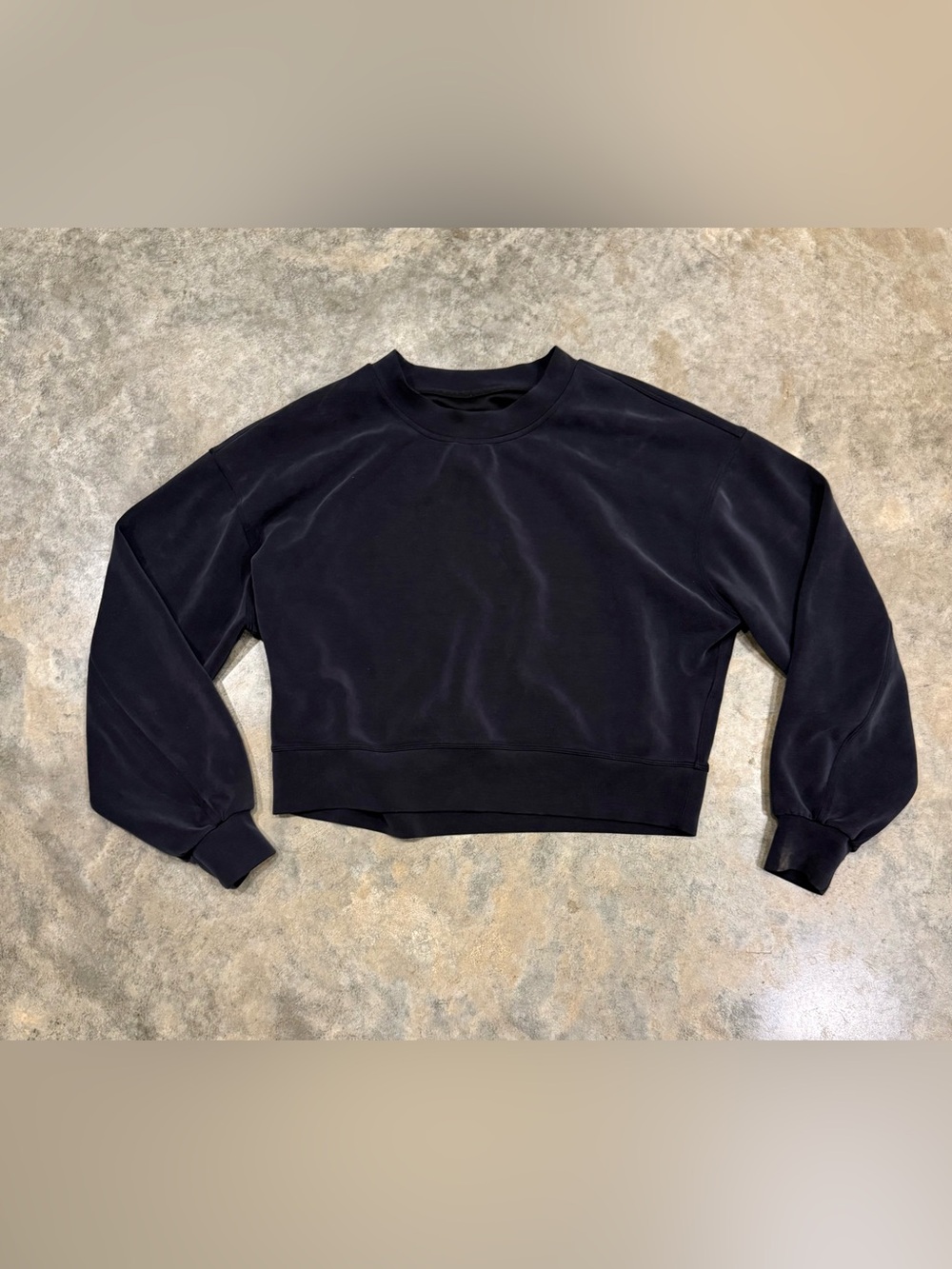 Lululemon Cropped Crewneck Pullover